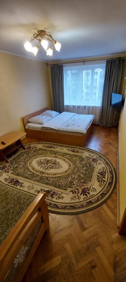 Apartment On Patriarkha Mstyslava Skrypnyka Street Kiev Exterior foto