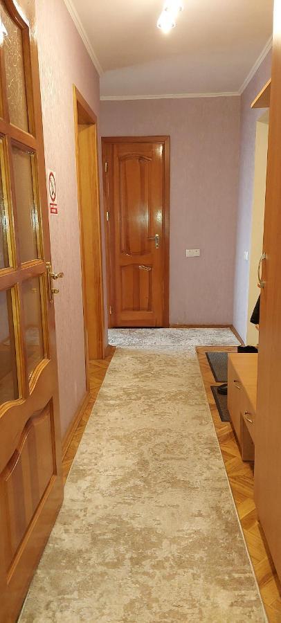 Apartment On Patriarkha Mstyslava Skrypnyka Street Kiev Exterior foto